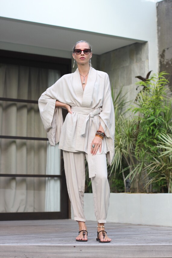 High Waist Tapered Trousers, Loose Fit, Elastic Waist, Side Pockets, Bamboo Rayon