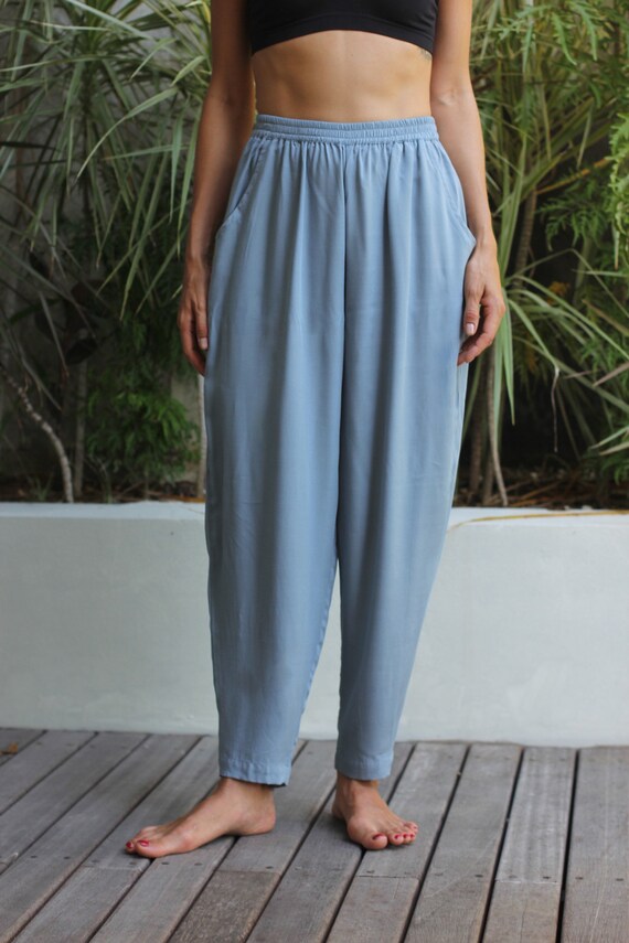 High Waist Tapered Trousers, Loose Fit, Elastic Waist, Side Pockets, Bamboo Rayon
