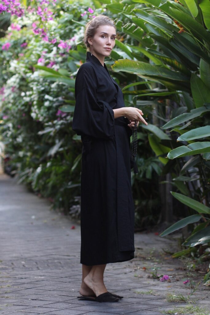 Black Kimono Dress, Japanese style, Long Robe, Short cape, free size