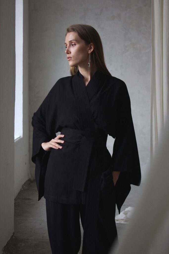 Black Kimono Dress, Japanese style, Long Robe, Short cape, free size